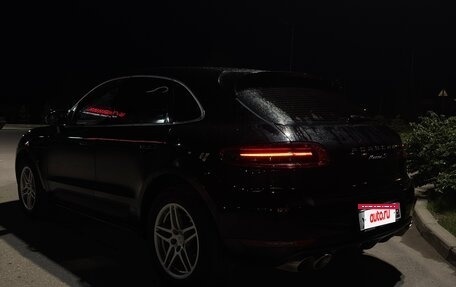 Porsche Macan I рестайлинг, 2014 год, 2 350 000 рублей, 3 фотография