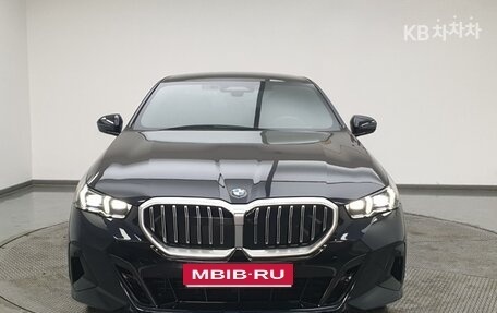 BMW 5 серия, 2024 год, 5 535 000 рублей, 2 фотография