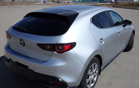 Mazda 3, 2022 год, 2 270 000 рублей, 35 фотография