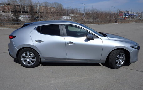 Mazda 3, 2022 год, 2 270 000 рублей, 40 фотография