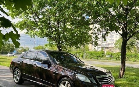 Mercedes-Benz E-Класс, 2009 год, 890 000 рублей, 2 фотография