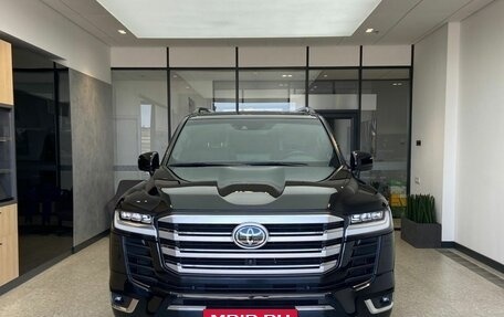 Toyota Land Cruiser, 2021 год, 10 800 000 рублей, 2 фотография
