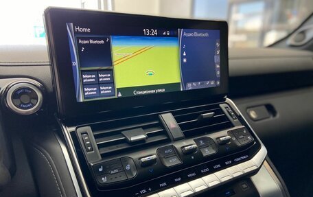Toyota Land Cruiser, 2021 год, 10 800 000 рублей, 15 фотография