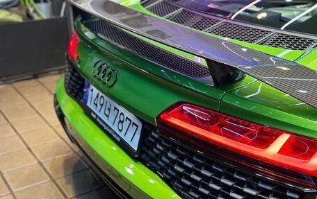 Audi R8, 2022 год, 16 750 000 рублей, 2 фотография
