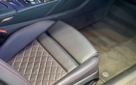 Audi R8, 2022 год, 16 750 000 рублей, 6 фотография