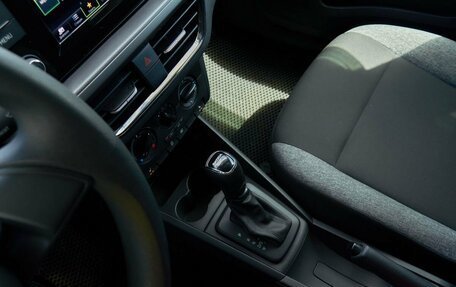 Skoda Rapid II, 2022 год, 1 768 000 рублей, 13 фотография