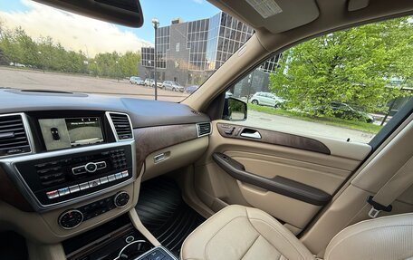 Mercedes-Benz M-Класс, 2013 год, 29 фотография