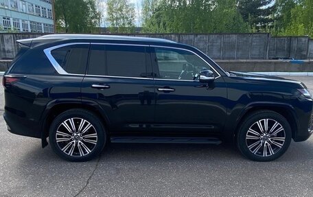 Lexus LX, 2023 год, 17 000 000 рублей, 2 фотография