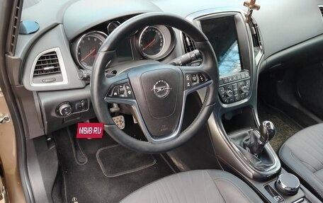 Opel Astra J, 2012 год, 1 100 000 рублей, 5 фотография