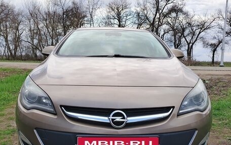 Opel Astra J, 2012 год, 1 100 000 рублей, 3 фотография