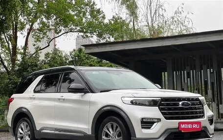 Ford Explorer VI, 2020 год, 2 850 000 рублей, 2 фотография