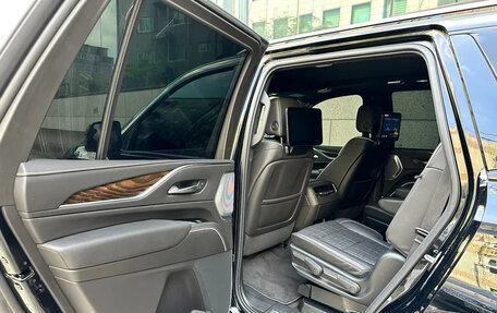 Cadillac Escalade V, 2023 год, 11 360 777 рублей, 10 фотография