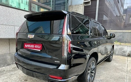 Cadillac Escalade V, 2023 год, 11 360 777 рублей, 3 фотография