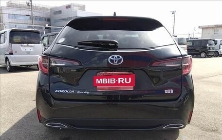 Toyota Corolla, 2022 год, 1 945 000 рублей, 5 фотография