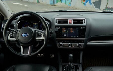 Subaru Outback IV рестайлинг, 2017 год, 2 498 000 рублей, 10 фотография