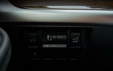 Subaru Outback IV рестайлинг, 2017 год, 2 498 000 рублей, 15 фотография