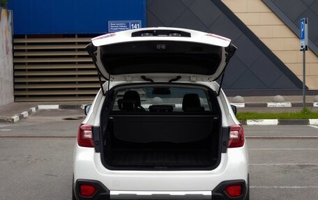 Subaru Outback IV рестайлинг, 2017 год, 2 498 000 рублей, 24 фотография
