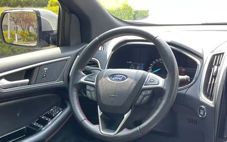 Ford Edge II рестайлинг, 2020 год, 2 550 000 рублей, 5 фотография