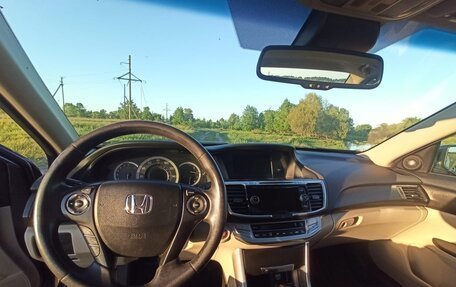Honda Accord IX рестайлинг, 2012 год, 1 980 000 рублей, 10 фотография