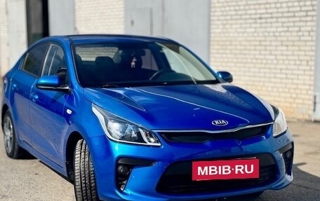 KIA Rio IV, 2018 год, 1 325 000 рублей, 2 фотография