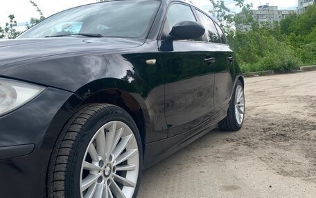 BMW 1 серия, 2008 год, 700 000 рублей, 8 фотография