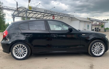 BMW 1 серия, 2008 год, 700 000 рублей, 10 фотография