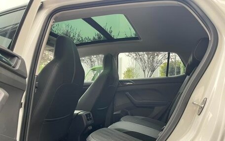 Volkswagen T-Roc I, 2020 год, 1 220 900 рублей, 10 фотография