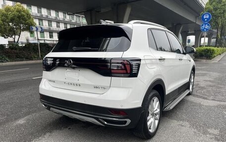 Volkswagen T-Roc I, 2020 год, 1 220 900 рублей, 4 фотография