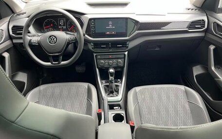 Volkswagen T-Roc I, 2020 год, 1 220 900 рублей, 7 фотография