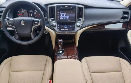 Toyota Crown, 2018 год, 2 750 035 рублей, 5 фотография