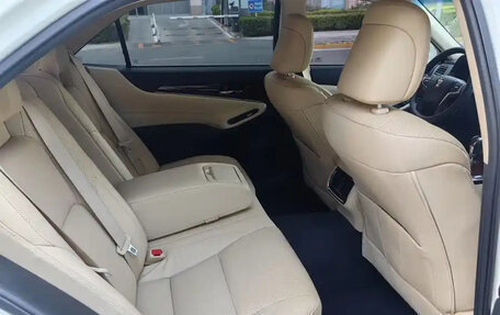 Toyota Crown, 2018 год, 2 750 035 рублей, 14 фотография