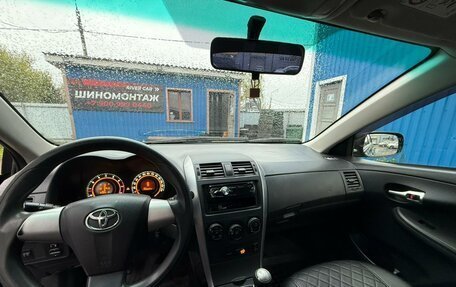 Toyota Corolla, 2012 год, 810 000 рублей, 3 фотография
