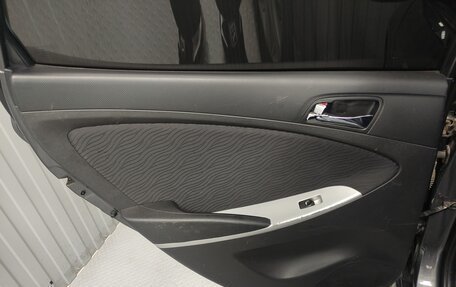 Hyundai Solaris II рестайлинг, 2013 год, 977 000 рублей, 15 фотография