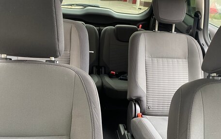 Ford C-MAX II, 2017 год, 1 400 000 рублей, 9 фотография