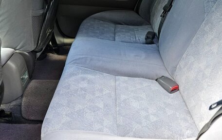 Toyota Prius IV XW50, 1999 год, 250 000 рублей, 5 фотография