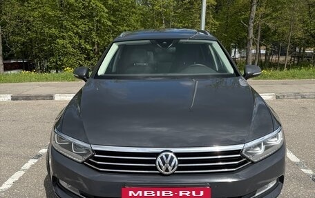 Volkswagen Passat B8 рестайлинг, 2019 год, 2 450 000 рублей, 2 фотография