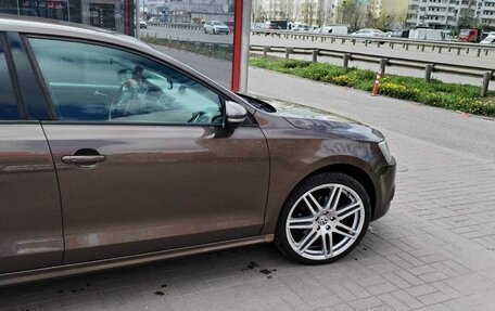 Volkswagen Jetta VI, 2012 год, 1 300 000 рублей, 4 фотография