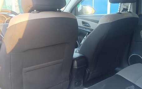 Chevrolet Cruze II, 2013 год, 800 000 рублей, 3 фотография
