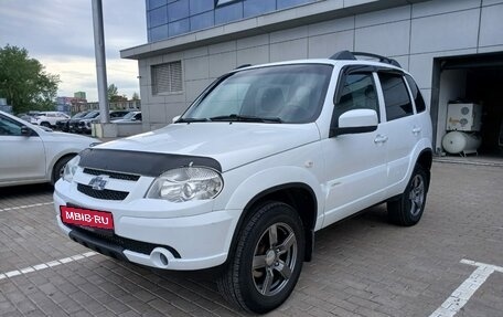 Chevrolet Niva I рестайлинг, 2017 год, 700 000 рублей, 2 фотография