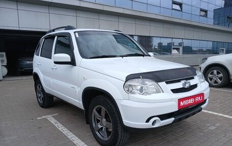 Chevrolet Niva I рестайлинг, 2017 год, 700 000 рублей, 3 фотография