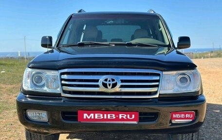 Toyota Land Cruiser 100 рестайлинг 2, 2002 год, 1 700 000 рублей, 11 фотография