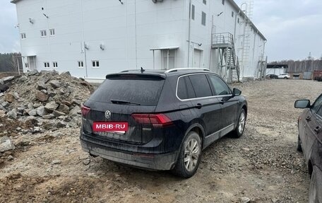 Volkswagen Tiguan II, 2020 год, 2 600 000 рублей, 4 фотография