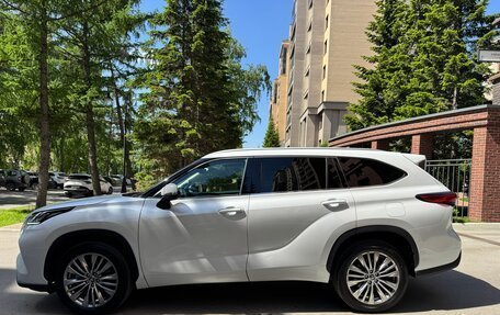 Toyota Highlander, 2025 год, 5 370 000 рублей, 3 фотография