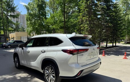 Toyota Highlander, 2025 год, 5 370 000 рублей, 4 фотография