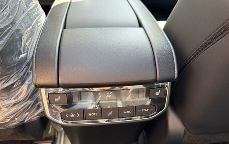 Toyota Highlander, 2025 год, 5 370 000 рублей, 14 фотография