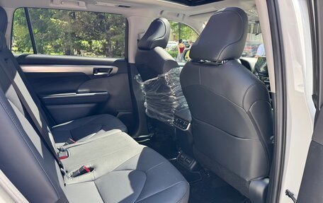 Toyota Highlander, 2025 год, 5 370 000 рублей, 11 фотография