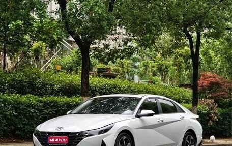 Hyundai Elantra, 2022 год, 1 099 006 рублей, 1 фотография