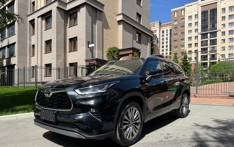 Toyota Highlander, 2025 год, 5 390 000 рублей, 2 фотография