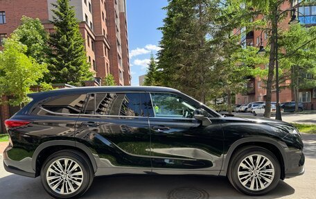 Toyota Highlander, 2025 год, 5 390 000 рублей, 6 фотография