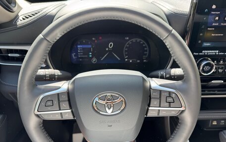 Toyota Highlander, 2025 год, 5 390 000 рублей, 18 фотография